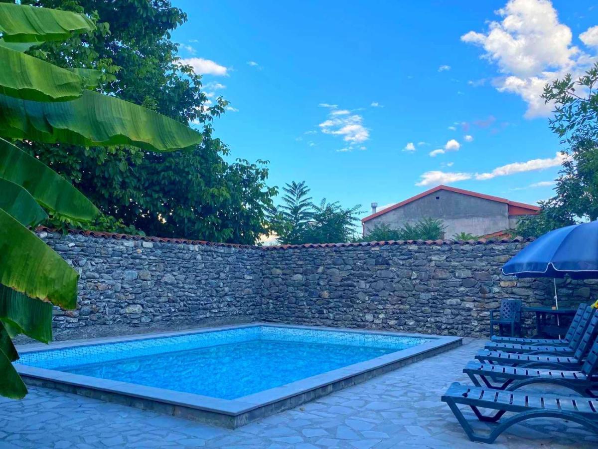Hotel Villa Eniseli Екстериор снимка